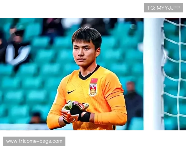 切尔西球探盯上李昊申花加价值